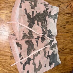 Pink Camo Hard tail shorts